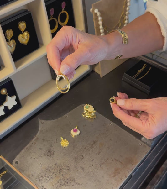 How to build a look with our clasp!